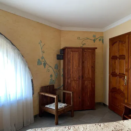 Polyanskiy Zamok * Polyana (Transcarpathia)