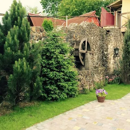 בית כפרי Polyanskiy Zamok *