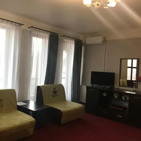 Polyanskiy Zamok * Polyana (Transcarpathia)